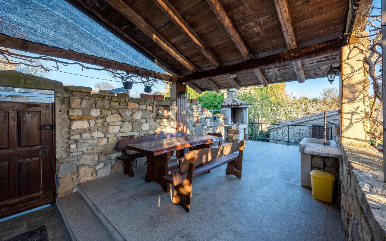 Holiday Home Mia&Emi Sovinjak Exterior photo